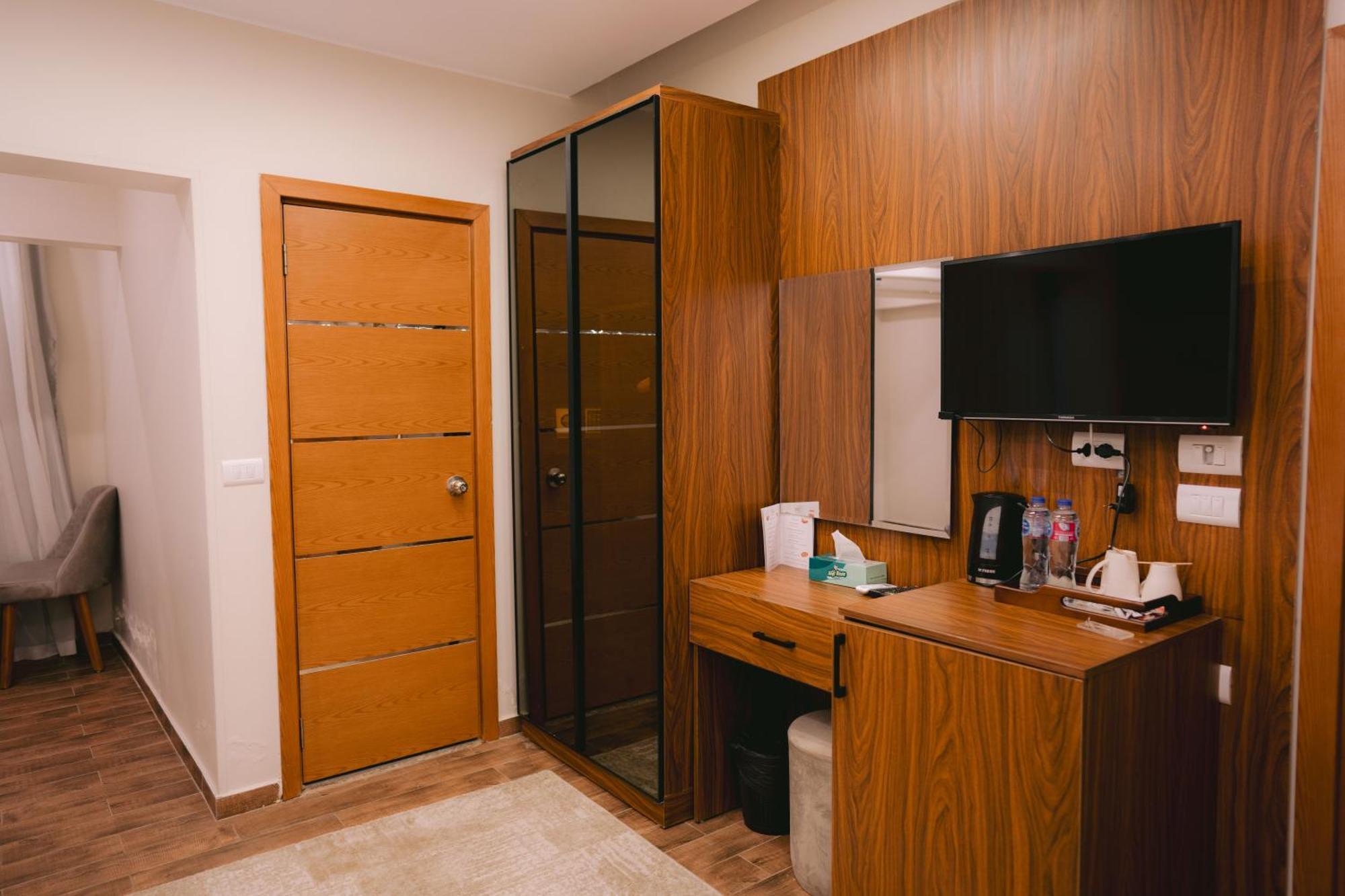 Tuya Pyramids Inn Kafrat al Jabal Экстерьер фото